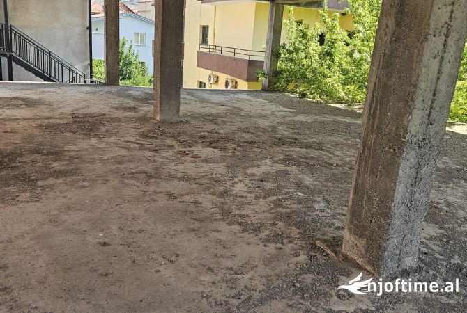 Shtepi ne shitje 7+1 ne Tirane - 530,000 Euro