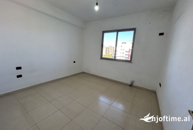Shtepi ne shitje 2+1 ne Tirane - 80,000 Euro