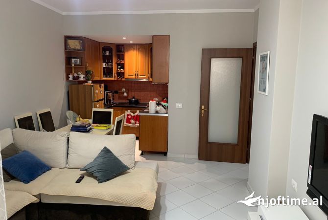 Shtepi ne shitje 1+1 ne Tirane - 80,000 Euro