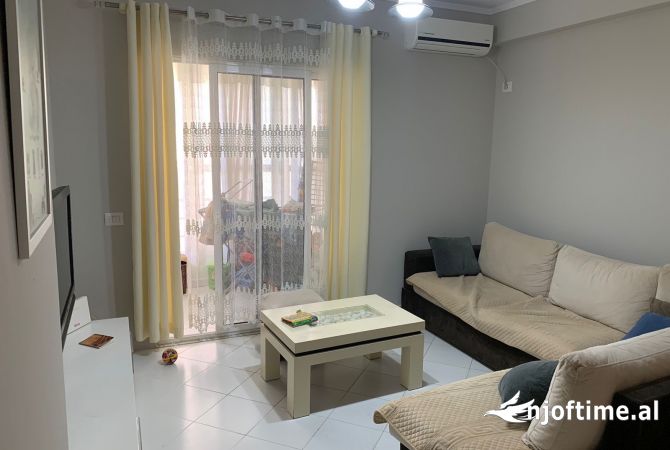 Shtepi ne shitje 1+1 ne Tirane - 80,000 Euro