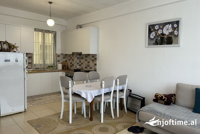 Shtepi ne shitje 2+1 ne Tirane - 80,000 Euro