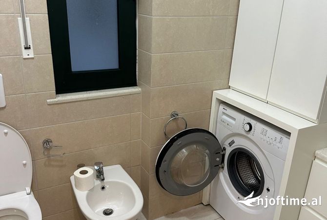 Shtepi me qera 2+1 ne Tirane - 600 Euro