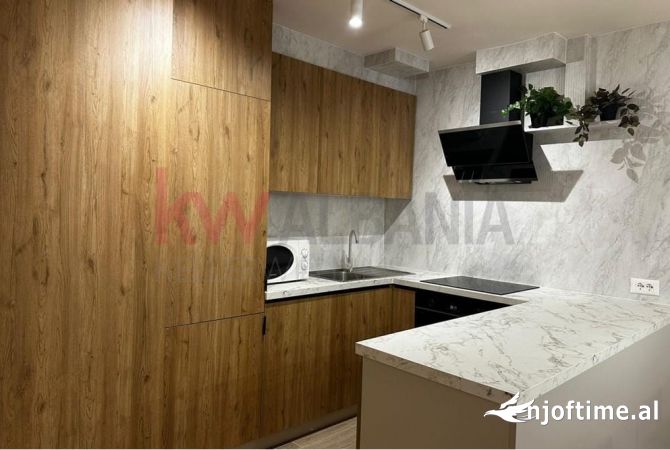 Shtepi me qera 2+1 ne Tirane - 650 Euro