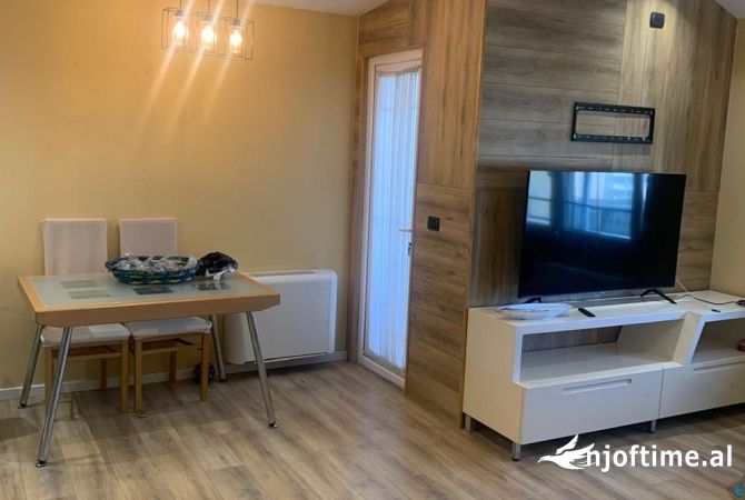 Shtepi me qera 2+1 ne Tirane - 900 Euro