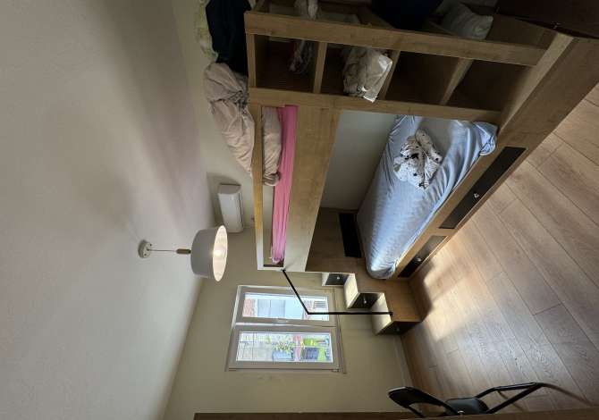 Shtepi ne shitje Shtepi Private ne Tirane, 3+1, Mobilimi E mobiluar, Pagesa 220,000  Euro.