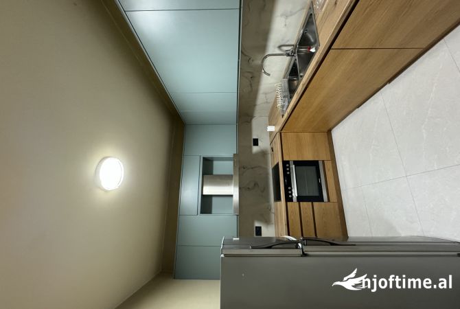 Shtepi me qera 2+1 ne Tirane - 800 Euro
