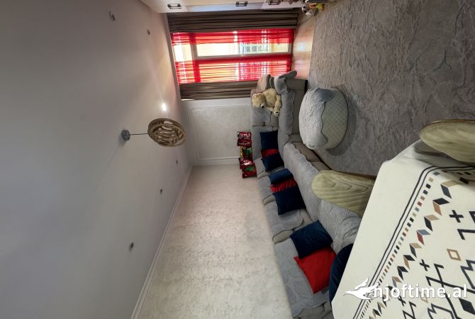 Shtepi ne shitje 2+1 ne Tirane - 220,000 Euro