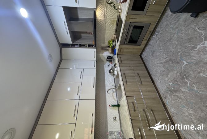 Shtepi ne shitje 2+1 ne Tirane - 220,000 Euro