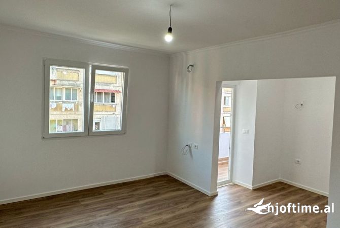 Apartment for sale in Tirana 2+1, Emty
