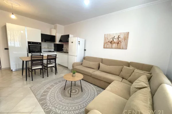 Shtepi ne shitje 2+1 ne Tirane - 130,000 Euro
