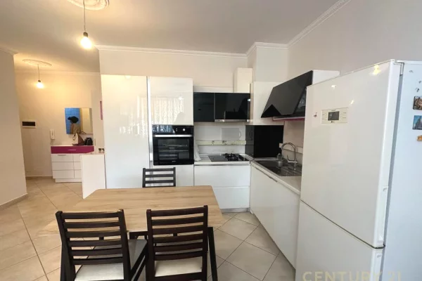 Shtepi ne shitje 2+1 ne Tirane - 130,000 Euro