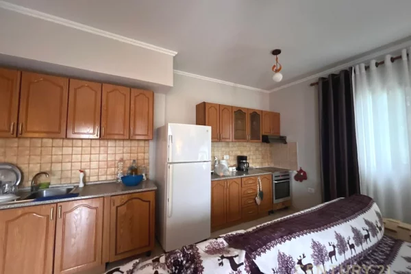 Shtepi me qera 2+1 ne Tirane - 550 Euro