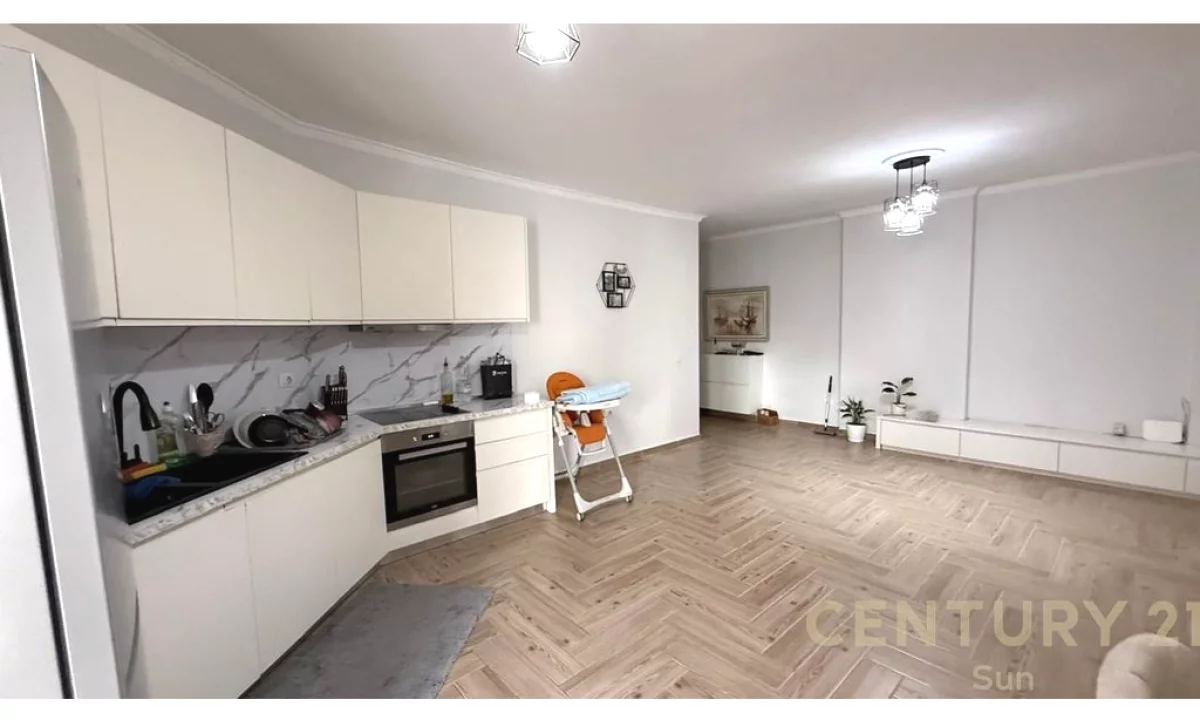 Apartment for sale in Tirana 2+1, Furnished