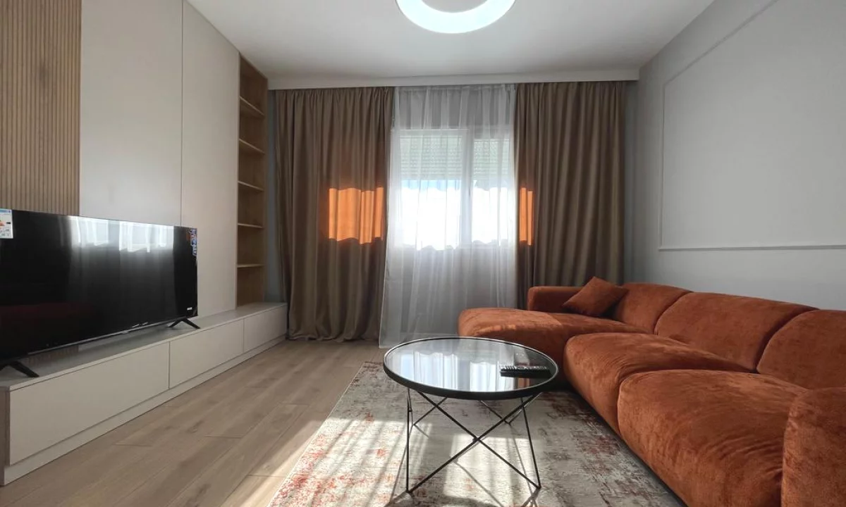 Shtepi me qera Apartament ne Tirane, 1+1, Mobilimi E mobiluar, Pagesa 800  Euro.