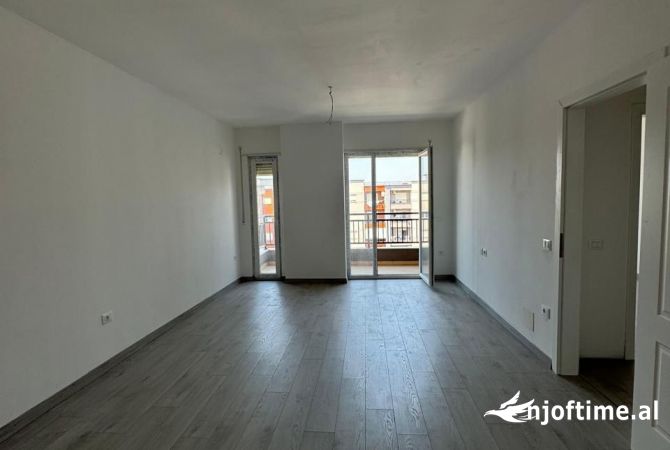 Shtepi ne shitje 2+1 ne Tirane - 135,000 Euro