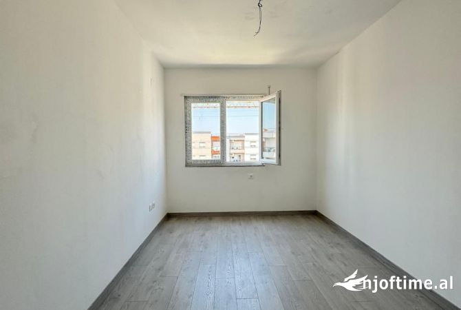 Shtepi ne shitje 2+1 ne Tirane - 135,000 Euro