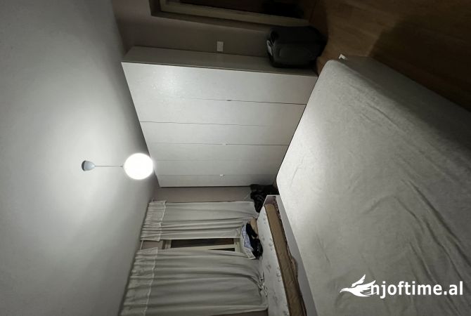 Shtepi me qera Apartament ne Tirane, 1+1, Mobilimi E mobiluar, Pagesa 500  Euro.