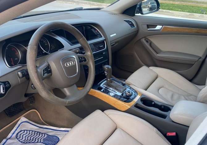Makina ne shitje ne Tirane, Audi, 2016 Diesel,Kambio Automatik Pagesa 33,900  Euro.