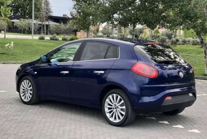 Makina me qera Fiat Bravo per 30 euro dita 