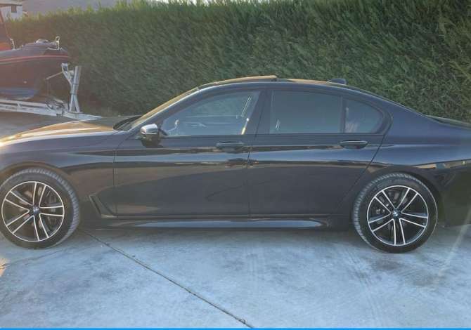 Makina ne shitje ne Tirane, BMW, 2016 Benzine,Kambio Automatik Pagesa 32,900  Euro.