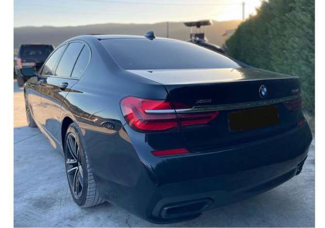 Makina ne shitje ne Tirane, BMW, 2016 Benzine,Kambio Automatik Pagesa 32,900  Euro.