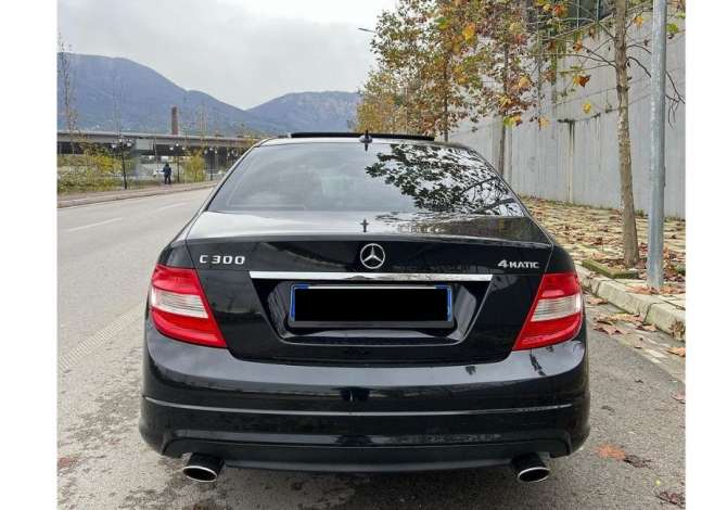 Jepet makina me qera Mercedes Benz C class 