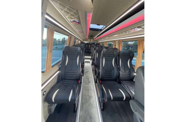 Jepet me qera Furgoni 23 vendesh per 350 euro dita 