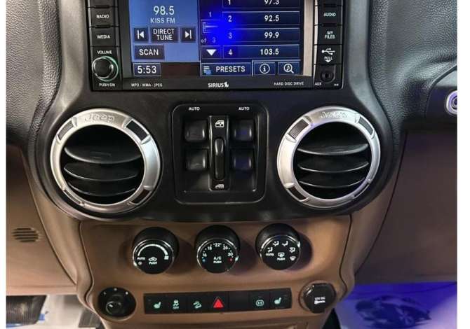 Cars for sale in Tirana, Jeep, 2011 gasoline-gas,Kambio Automatik Payment 25,500  Euro.