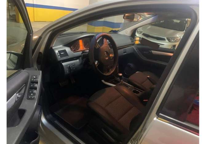 Jepet me qera makina Mercedes Benz B Class per 35 euro dita 