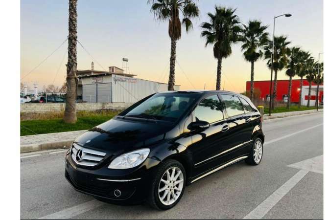 Car Rental in Tirana - 27 Euro