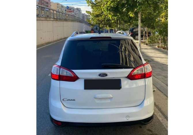 Makina me qera ne Tirane - 35 Euro
