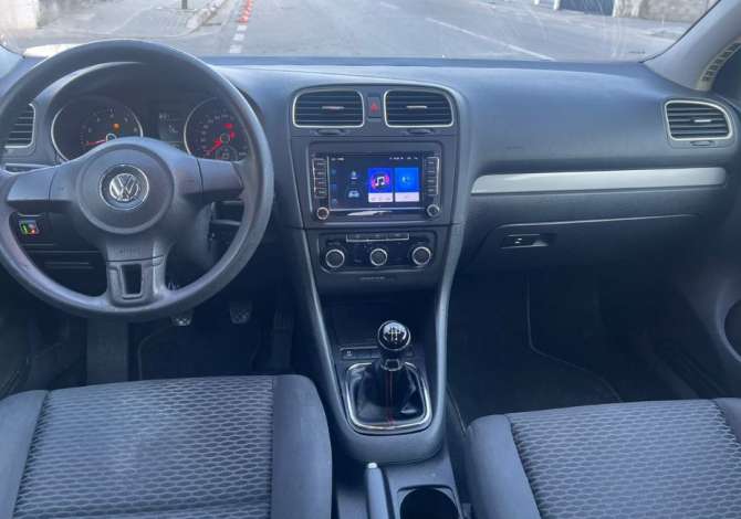 Jepet me qera makina Volkswagen Golf 6 per 35 euro