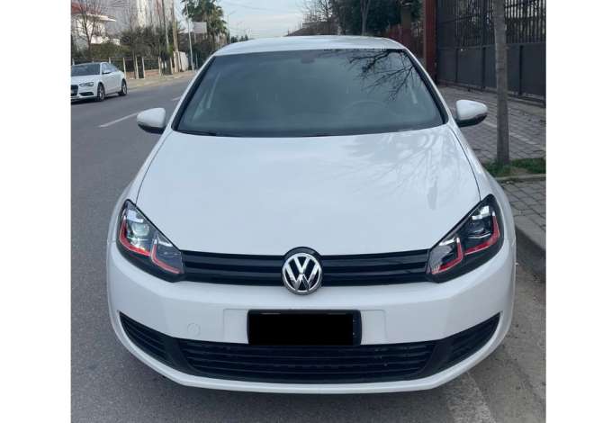 Jepet me qera makina Volkswagen Golf 6 per 30 euro dita