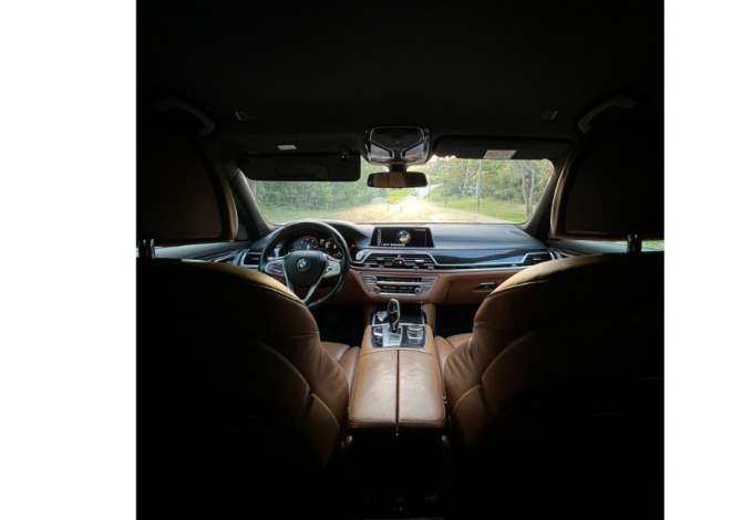 Jepet me qera makina  BMW 740d per 320 euro dita