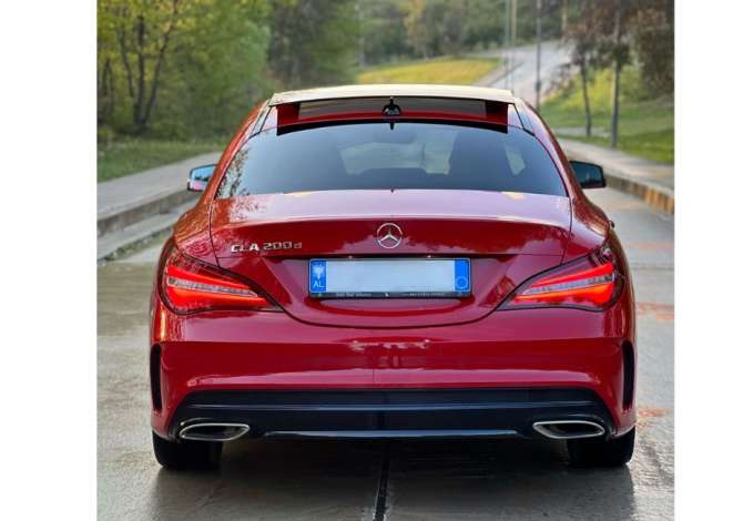 Jepet me qera makina Mercedes Benz CLA per 90 euro 