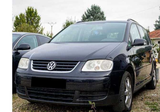 Jepet me qera makina Volkswagen Turan per 30 euro dita 