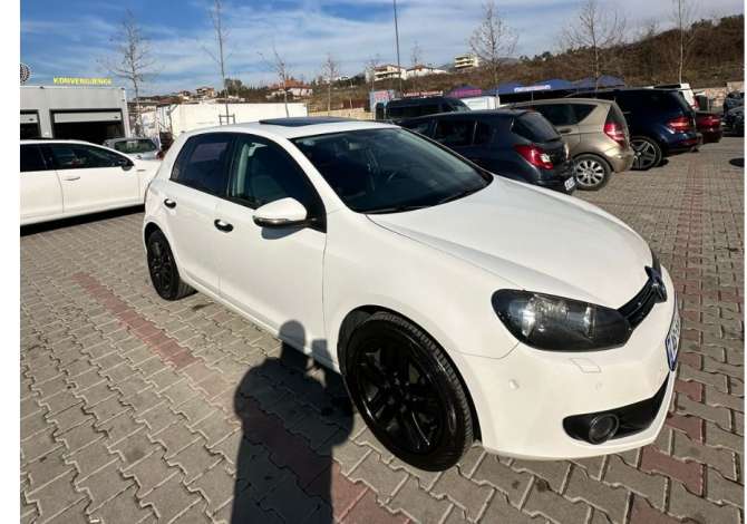 Noleggio Auto  a Tirana - 33 Euro