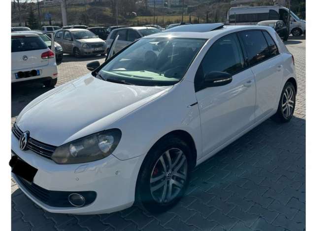 Noleggio Auto  a Tirana - 33 Euro