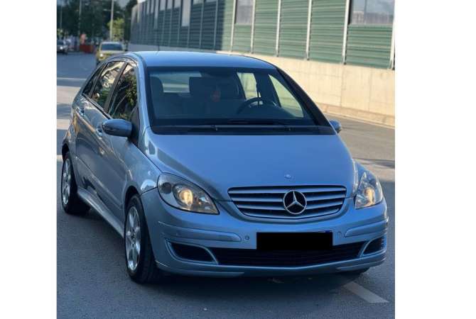 Noleggio Auto  a Tirana - 28 Euro