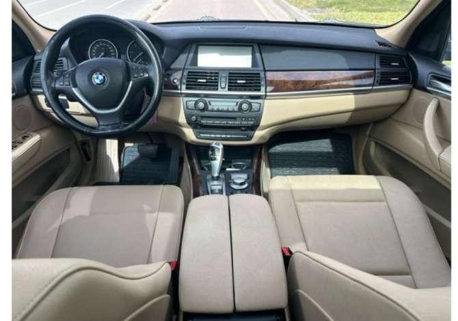 Noleggio Auto  a Tirana - 75 Euro