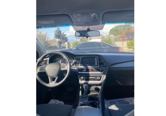 Makina me qera HYUNDAI SONATA per 65 euro dita
