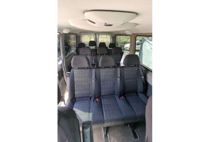 Furgon me qera Mercedes Benz 11+1 vendesh per 270 euro dita