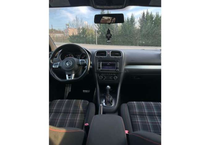 Makina me qera Golf 6 GTI duke filluar nga 50 euro dita
