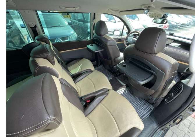 Makina me qera Lancia Phedra 6+1 vendeshe per 40 euro dita