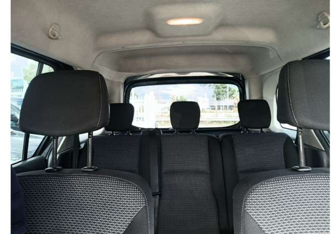 Makina me qera Mercedes Benz Citan per 35 euro dita