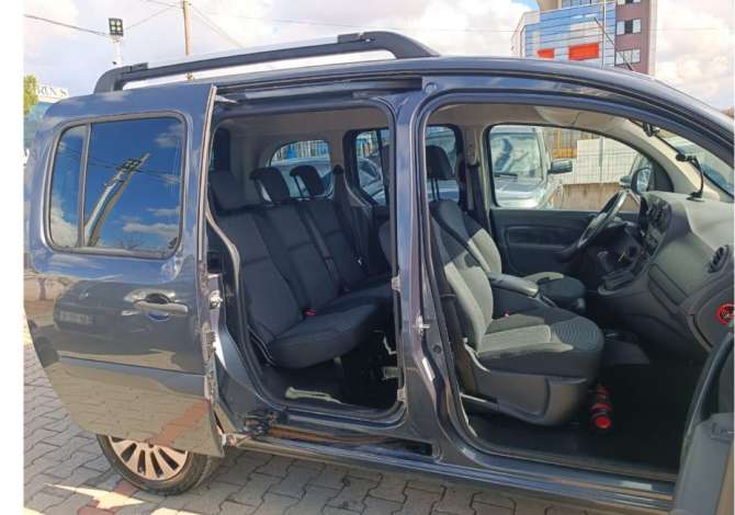 Makina me qera Mercedes Benz Citan per 35 euro dita