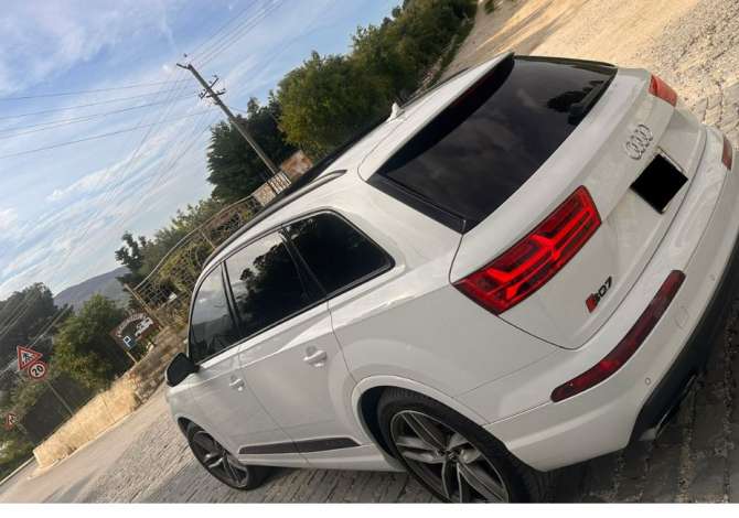 Makina me qera Audi SQ7 per 220 euro dita