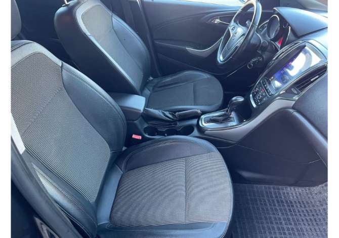 Makina me qera Opel Astra per 30 euro dita