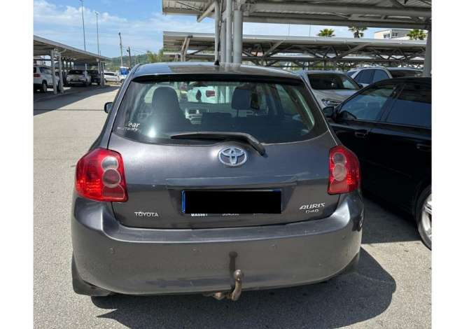 Makina me qera Toyota per 35 euro dita