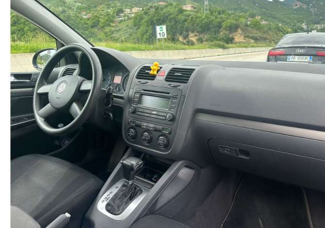 Makina me qera Golf 5 per 32 euro dita
